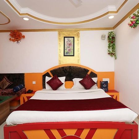Hotel Prateek Pachmarhi Pachmarhī Екстериор снимка