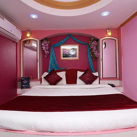 Hotel Prateek Pachmarhi Pachmarhī Екстериор снимка